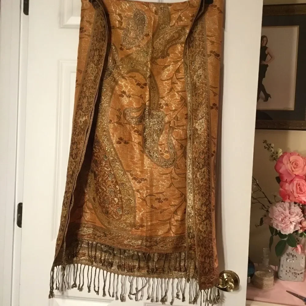 NWOT Orange and Browns with Silver Threads Scarf or Stole/Wrap